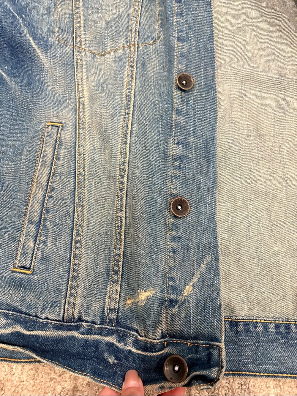 Tommy Hilfiger Men’s 100% Cotton Denim Trucker Jacket | Large | Classic Blue - Picture 8 of 11